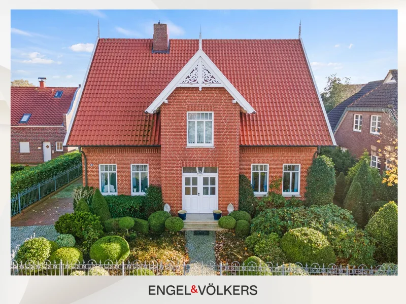  - Haus kaufen in Norden - Exklusive Stadtvilla mit zeitlosem Charme und großzügigem Garten