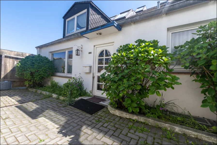 Titelbild - Haus kaufen in Helgoland - Helgoland: Inseliges Wohn- & Gästehaus im Unterland