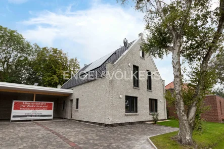  - Haus kaufen in Südbrookmerland - Top Neubau! Exklusives Stadthaus KFW 40 plus