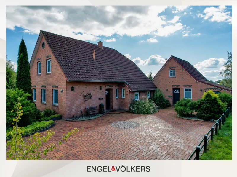  - Haus kaufen in Ihlow - Schönes Wohnhaus mit separater Wohnung und traumhaftem Weitblick!