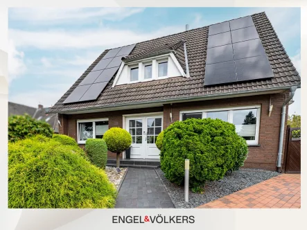 Frontansicht - Haus kaufen in Spahnharrenstätte - Gepflegtes Einfamilienhaus mit Klimaanlage und nachhaltiger Energieversorgung