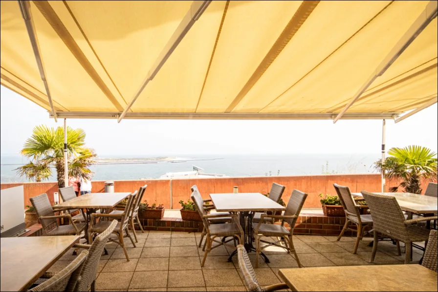 Terrasse mit Blick auf die Düne