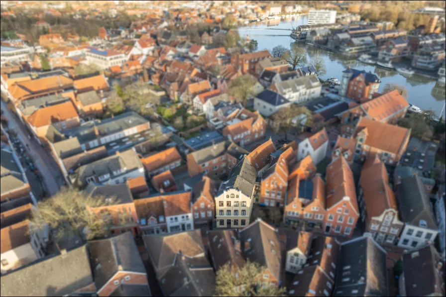 Luftaufnahme Altstadt mit Blick auf den Freizeithafen