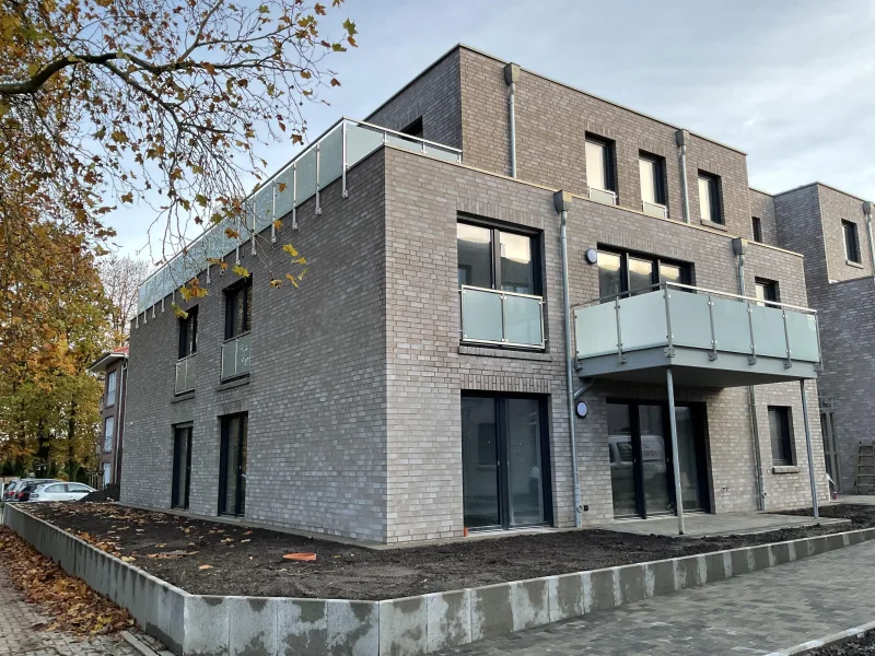 Hofansichr - Wohnung kaufen in Badbergen - EG-Wohnung im KFW 40 EE Standard zum Top-Preis im Zentrum der Gemeinde Badbergen
