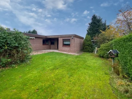 Gartenansicht - Haus kaufen in Hammah - Ebenerdiger Bungalow in ruhiger Lage von Hammah