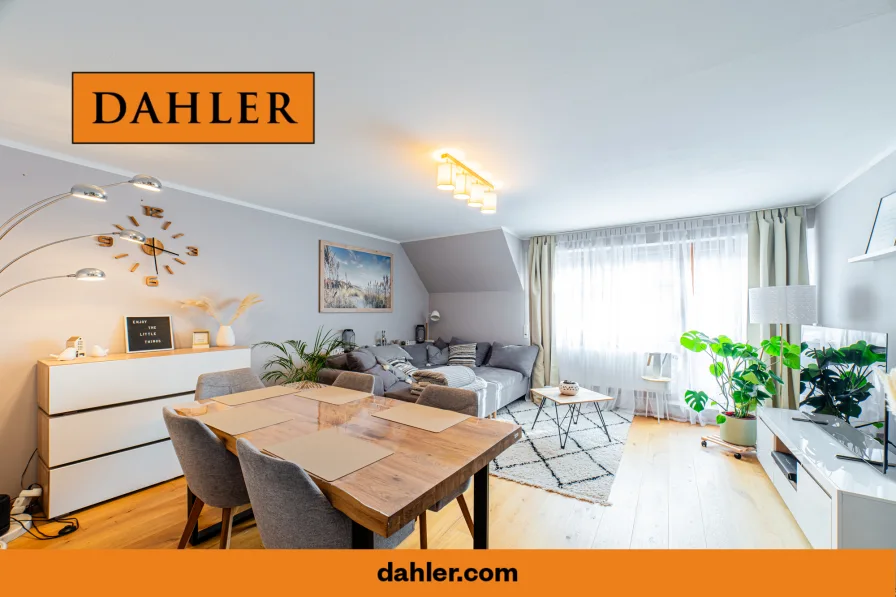Wohn-Essbereich - Wohnung kaufen in Fürth - WUNDERVOLLE WOHNUNG MIT SEHR VIELEN EXTRAS UND TIEFGARAGENSTELLPLATZ INKL.