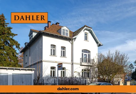 Titel - Haus kaufen in Erlangen - EINZIGARTIGE VILLA IN SPITZENLAGE – HISTORISCHE ARCHITEKTUR MIT ZEITGEMÄSSEM KOMFORT