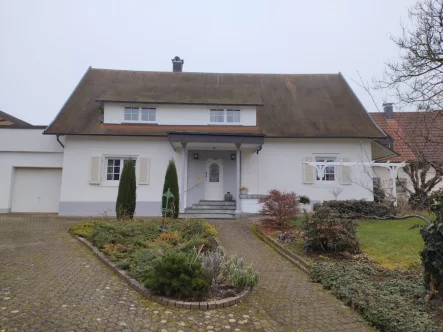  - Haus kaufen in Appenweier - Charmantes Fachwerk-Einfamilienhaus mit großem Garten und großer Dachterrasse