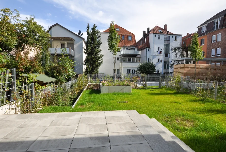 Terrasse mit Garten