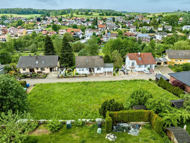  - Grundstück kaufen in Schönbrunn-Haag - Attraktives Baugrundstück in familiärer Wohnlage