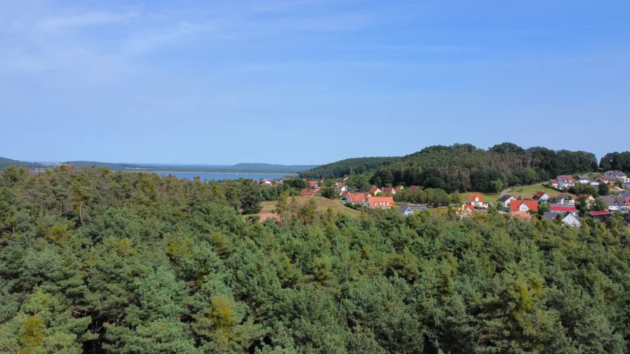 Der große Brombachsee in unmittelbarer Nähe