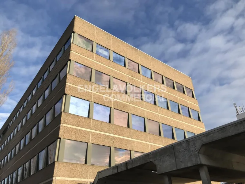 Außenansicht - Büro/Praxis mieten in Hannover - BÜROFLÄCHEN AN DER GILDEBRAUEREI