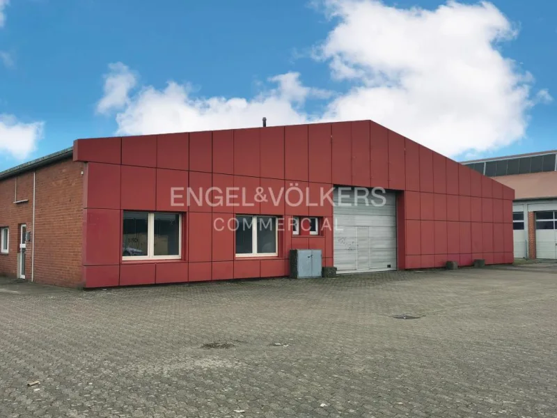 Außenansicht - Halle/Lager/Produktion mieten in Langenhagen - Gewerbeliegenschaft mit Büro- und Hallenfläche in Langenhagen