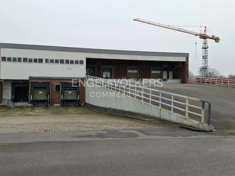 Halle 1 Außenansicht - Halle/Lager/Produktion mieten in Hannover - Provisionsfrei: Logistikliegenschaft in Hainholz