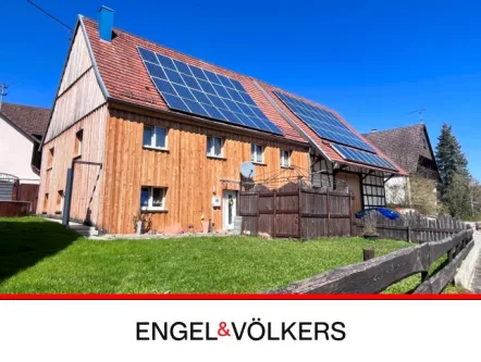  - Haus kaufen in Haigerloch-Owingen - Energieeffizientes Bauernhaus mit saniertem Dach (2024) inkl. Ausbaureserve und PV-Anlage