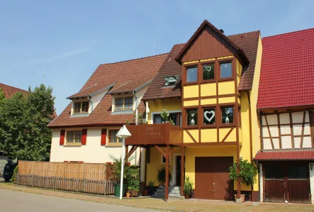 Schönes Reihenhaus in der Stadtmitte - Haus kaufen in Vöhringen - Reihenmittelhaus in Vöhringen mit viel Platz!