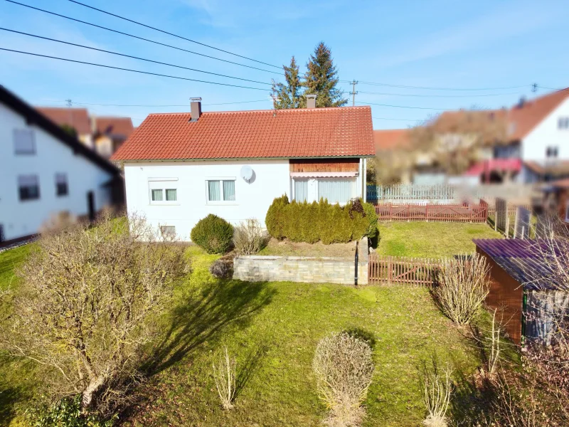 Gepflegtes Einfamilienhaus in ruhiger Lage - Haus kaufen in Winterlingen - Gepflegtes und gemütliches Einfamilienhaus in ruhiger Lage