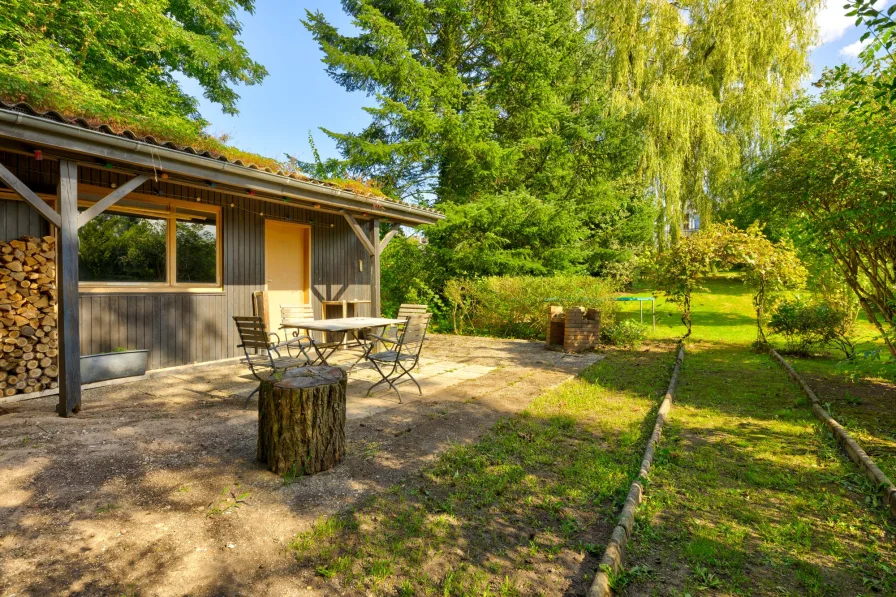 Gartenhütte mit Stromanschluss