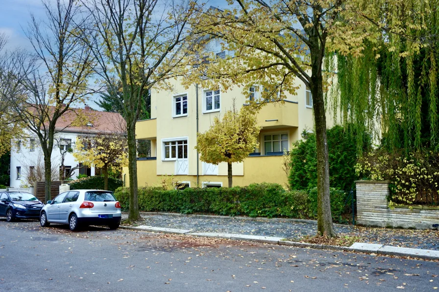 Straßenansicht 