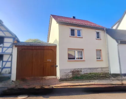 Außenansicht - Haus kaufen in Mühlhausen - Historischer Charme trifft modernen Komfort - Ihr Traumhaus