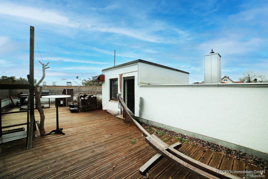 Dachterrasse  - Haus kaufen in München - Modernisiertes Mehrfamilienhaus mit Nießbrauch