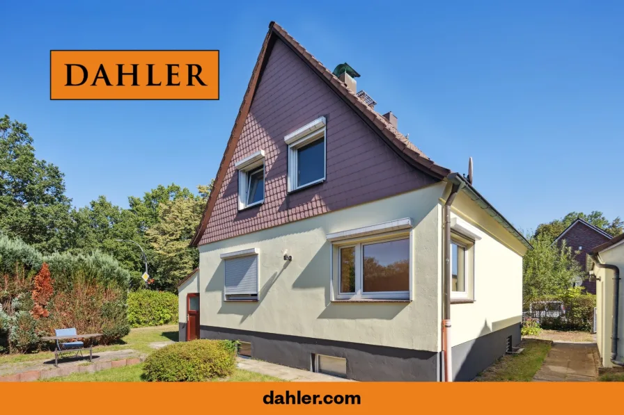  - Haus kaufen in Hamburg - Einfamilienhaus mit vielen Möglichkeiten und Baupotential auf gesuchtem Eckgrundstück in Lurup!