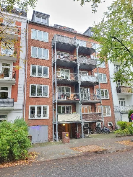 Hausansicht Methfesselstr.41 - Wohnung kaufen in Hamburg - Methfesselstr.: 2 Zi-ETW, HP mit Balkon+Garten, modernisiert, Eff.Kl. C