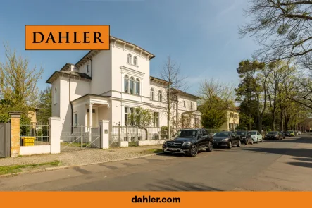 Titelbild - Wohnung kaufen in Potsdam / Berliner Vorstadt - Exklusive Beletage: Stilvolle Gartenwohnung mit zwei Terrassen in Potsdams Berliner Vorstadt