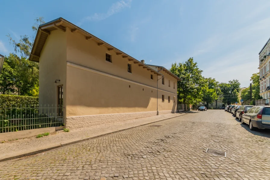 Außenansicht Remise Straßenseite