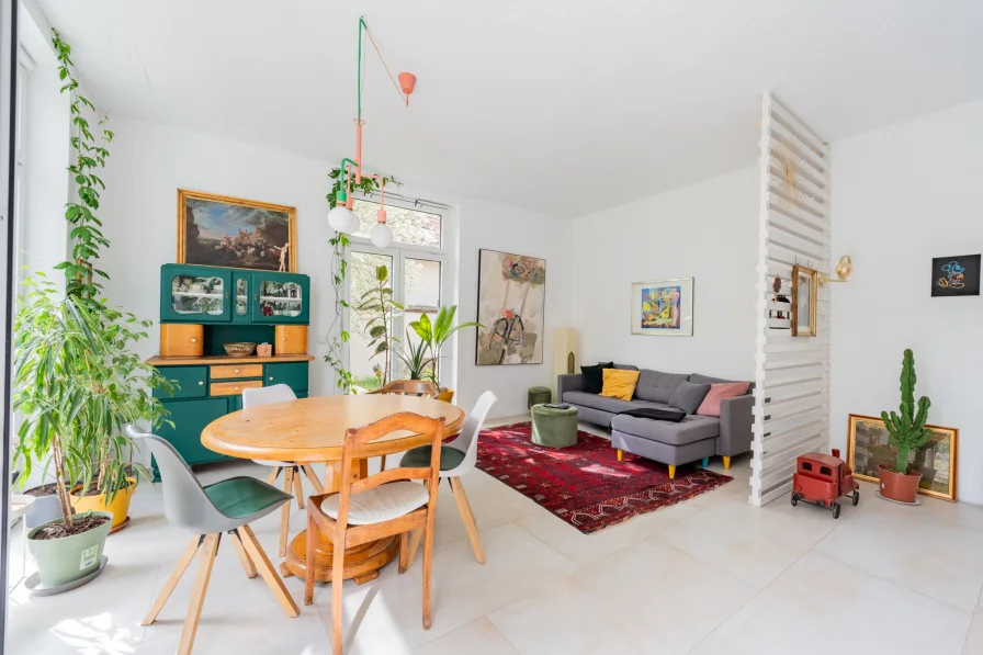 Dining area with a view of the garden