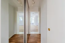 Dressing area to the master bedroom