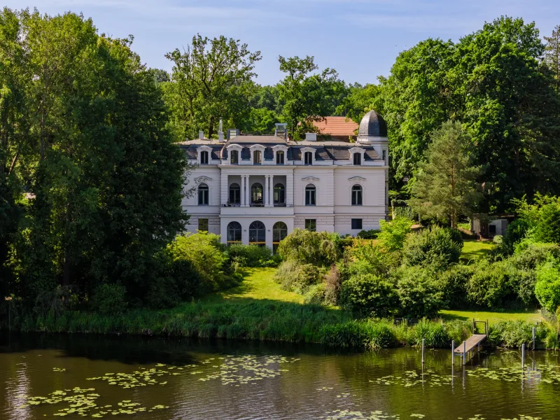 House view water side