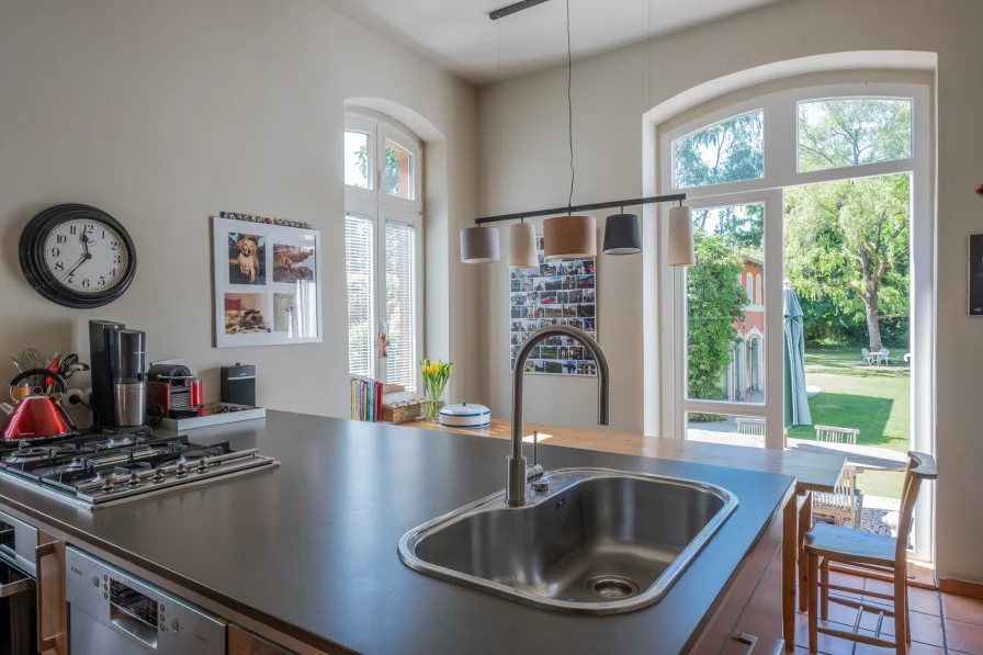 High-quality fitted kitchen