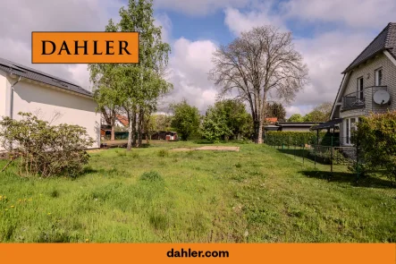 Property approx. 812 sqms - Grundstück kaufen in Stahnsdorf - Building plot with planning permission in the flower district in a sought-after location in Stahnsdorf