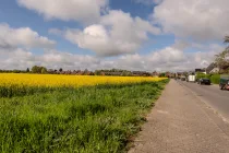 Street along the fields  "Die schmalen Enden"