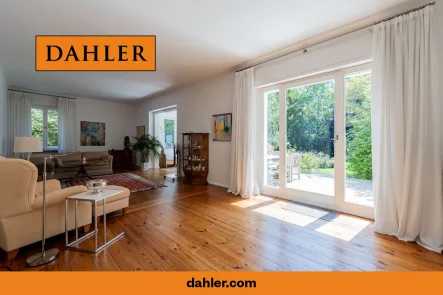 Cover - Haus kaufen in Kleinmachnow - A classic from the 1930s: detached house approx. 328 sqms living/usable space & spacious garden with a high level of privacy