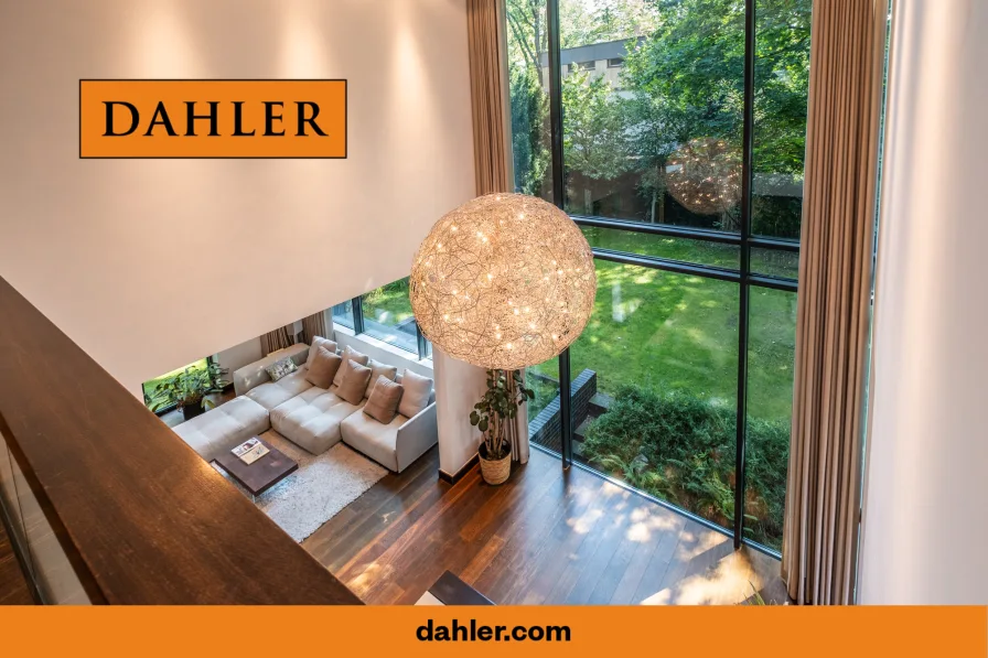 View from the upper floor - Haus kaufen in Kleinmachnow - Architectural statement in the Zehlendorf villa colony