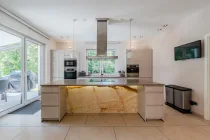 Luxurious kitchen with onyx stone 