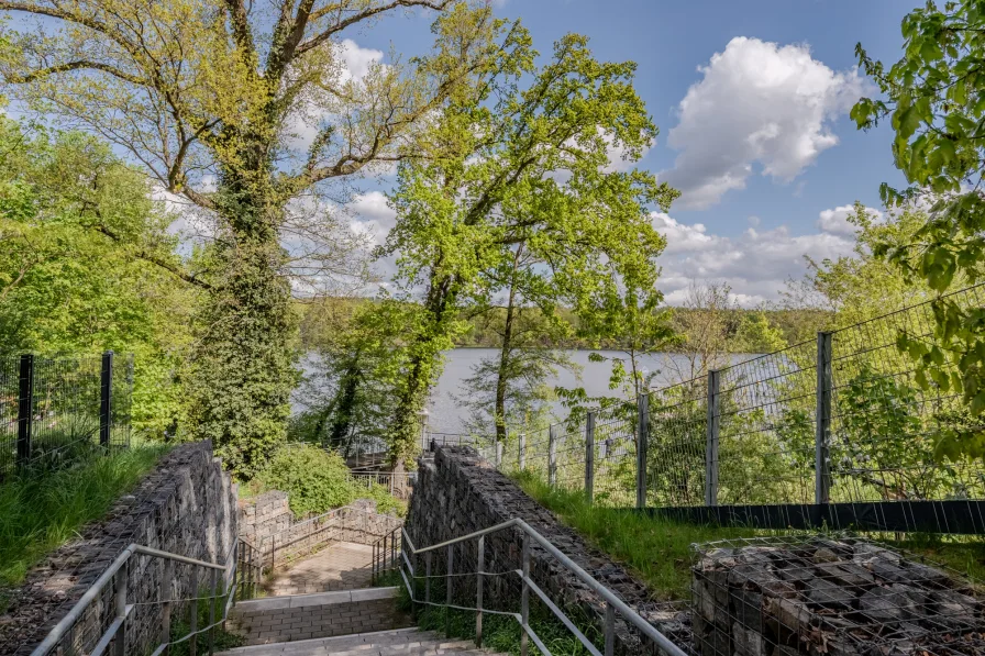 Uferweg am Jungfernsee