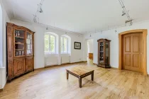 Large anteroom / directly at the wine cellar