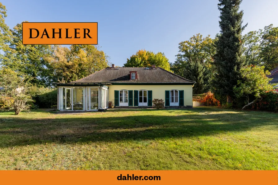 House view garden side - Haus kaufen in Potsdam / Nauener Vorstadt - Listed country house Martens - Estorff & Winkler jewel