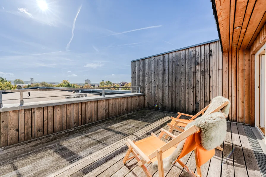 Spacious roof terrace