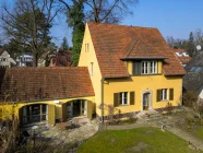 Terrasse auf der Gartenseite