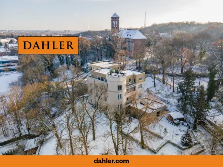 Titelbild  - Wohnung kaufen in Potsdam / Südliche Innenstadt - Wohnen mit Weitblick, exklusive Dreizimmeroase am Potsdamer Brauhausberg