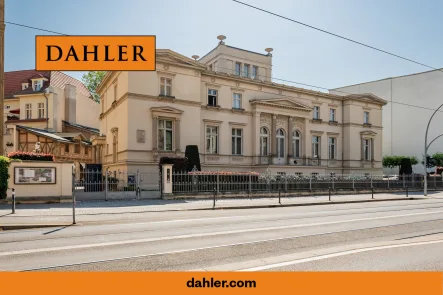 Hausansicht - Büro/Praxis mieten in Potsdam / Nördliche Innenstadt - Spätklassizistisches Juwel in Herzen von Potsdam mit exklusiven Gewerberäumen im Palais am Stadthaus