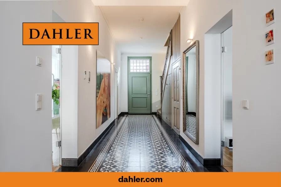 Representative entrance area - Haus kaufen in Potsdam / Nördliche Innenstadt - Historic elegance meets modern luxury - a unique property in the Dutch Quarter