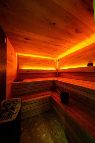 Sauna mit Ambientebeleuchtung