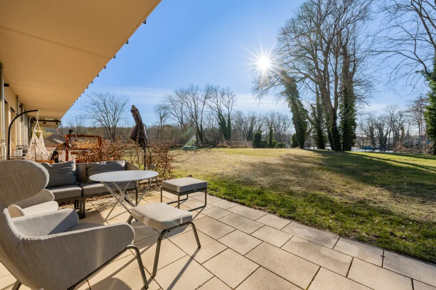 Terrace with water view