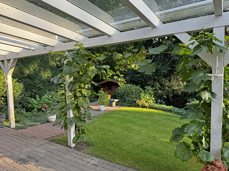 Terrasse im unteren Bereich