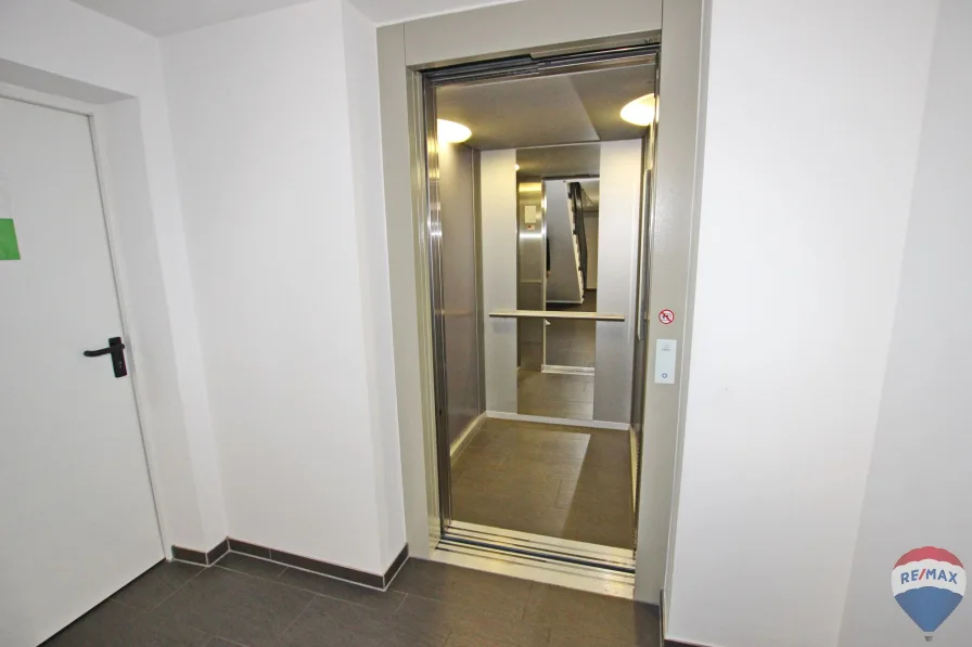 Eingang Aufzug